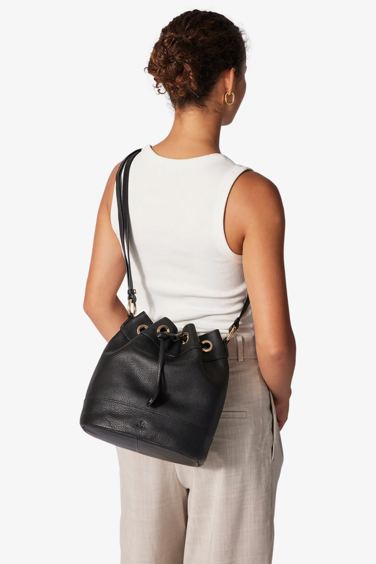 Cormorano bucket bag Elena Black
