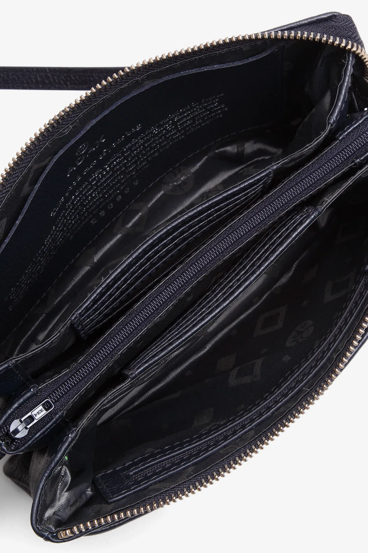 Cormorano combi clutch Silja Navy