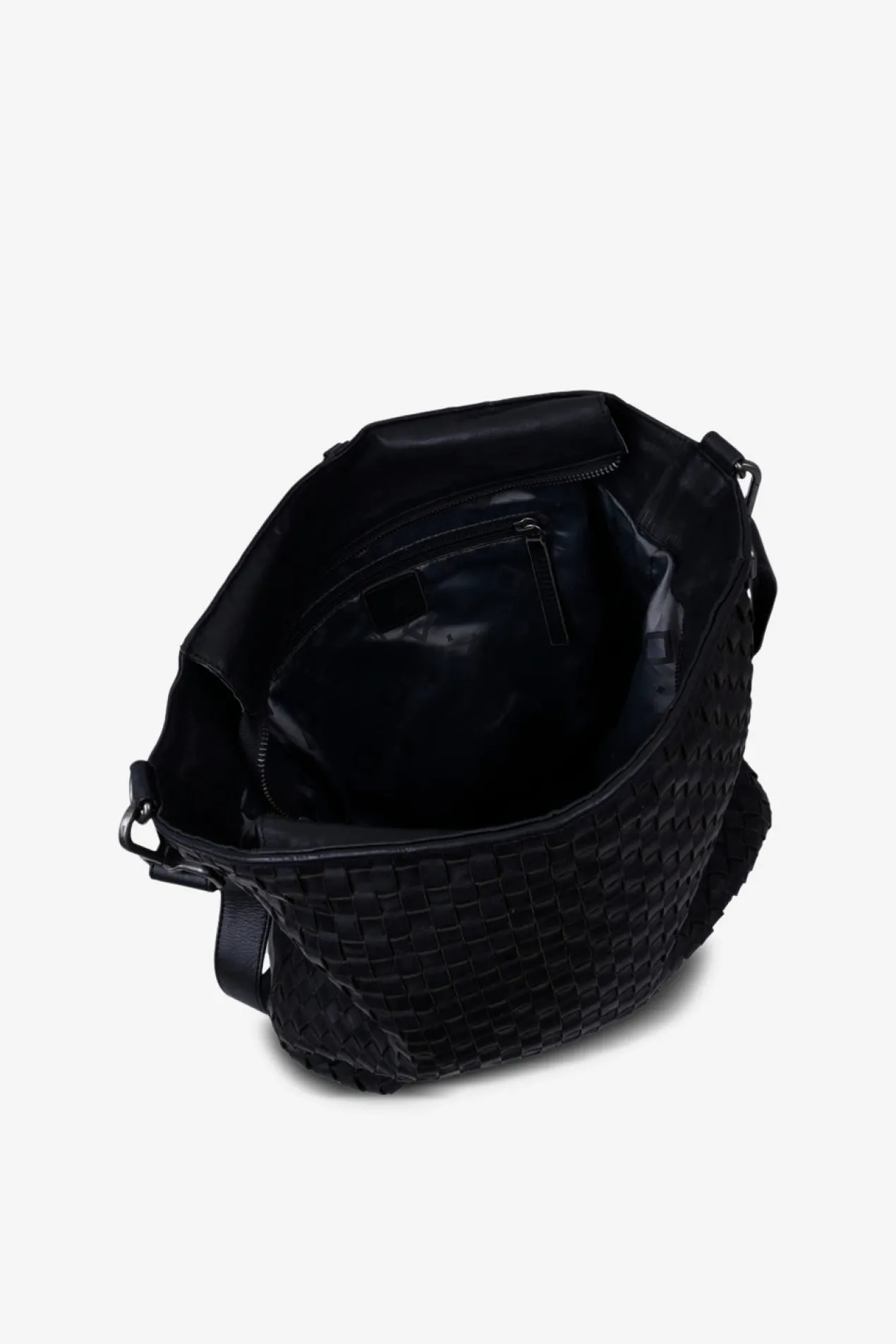 Corsico shopper Claire Black