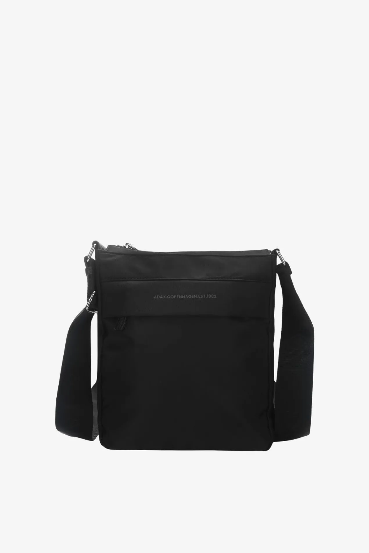 Novara messenger Robbie Black